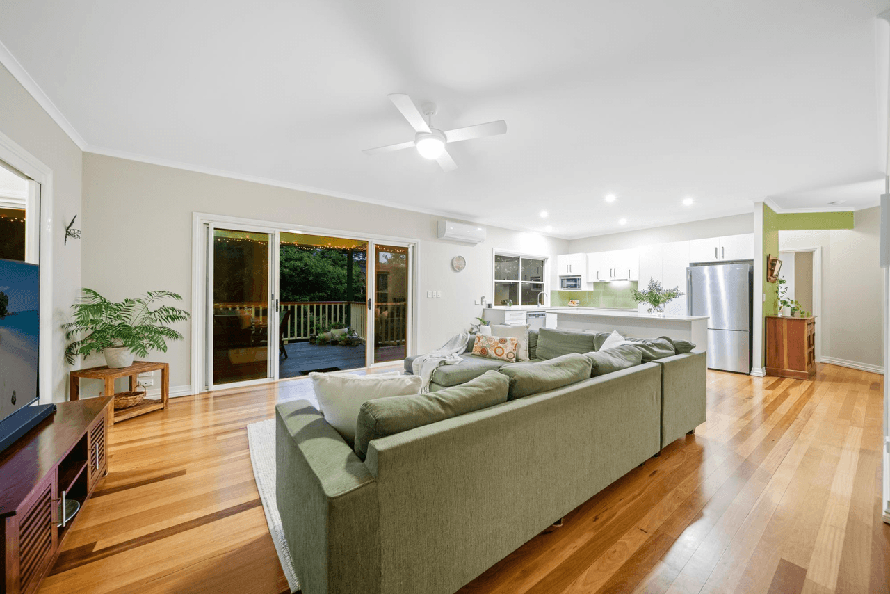 15 Wattlebird Court, CURRUMBIN VALLEY, QLD 4223