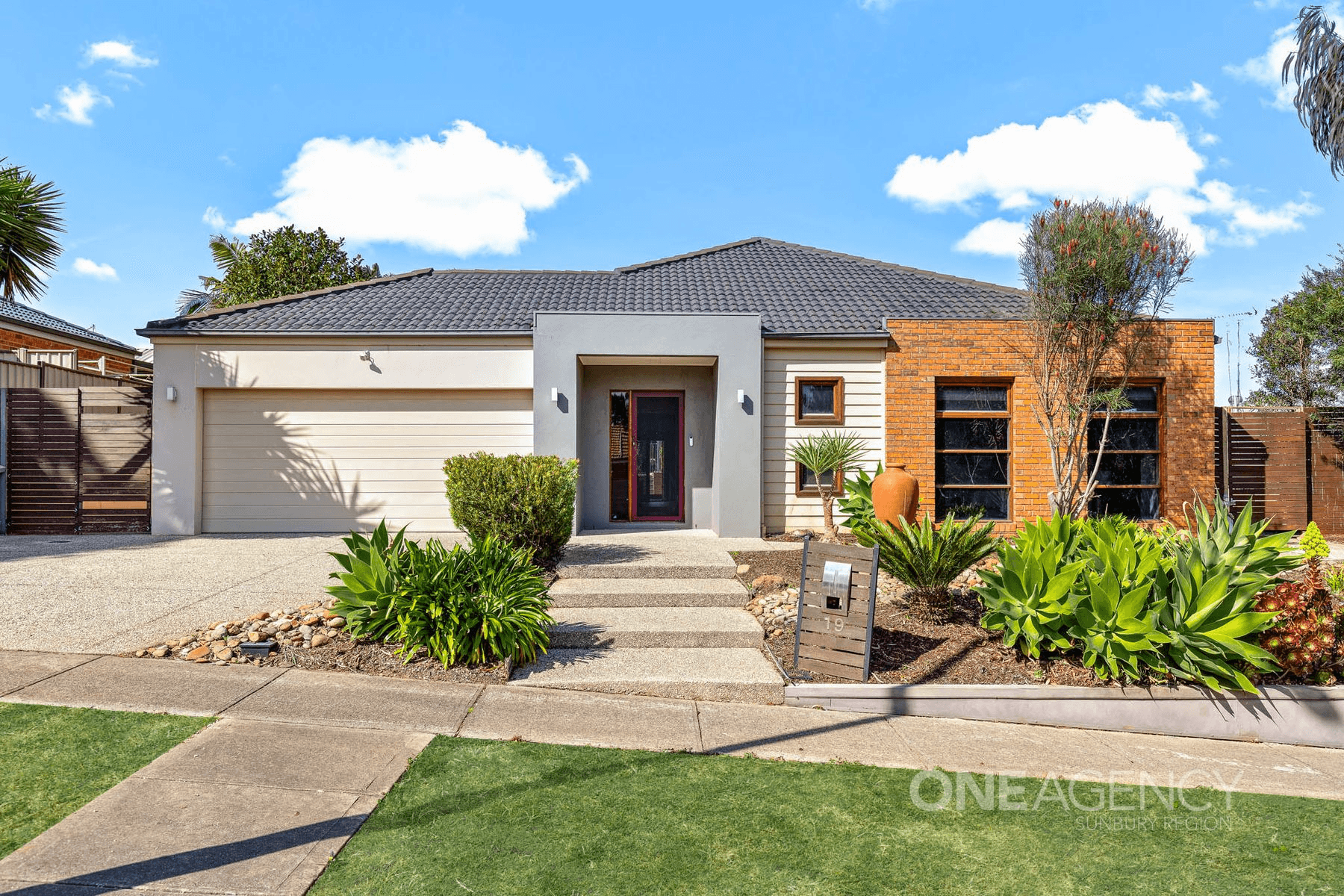 19 Ironbark Drive, Sunbury, VIC 3429