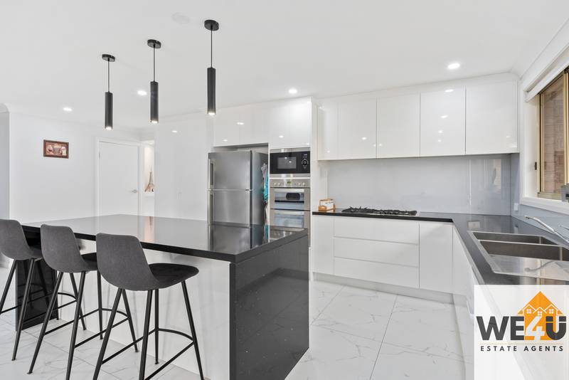 70 Sapphire Circuit, Quakers Hill, NSW 2763