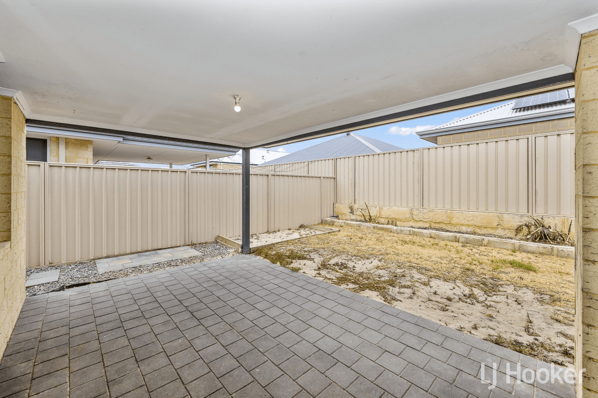 10 Yacht Way, TWO ROCKS, WA 6037