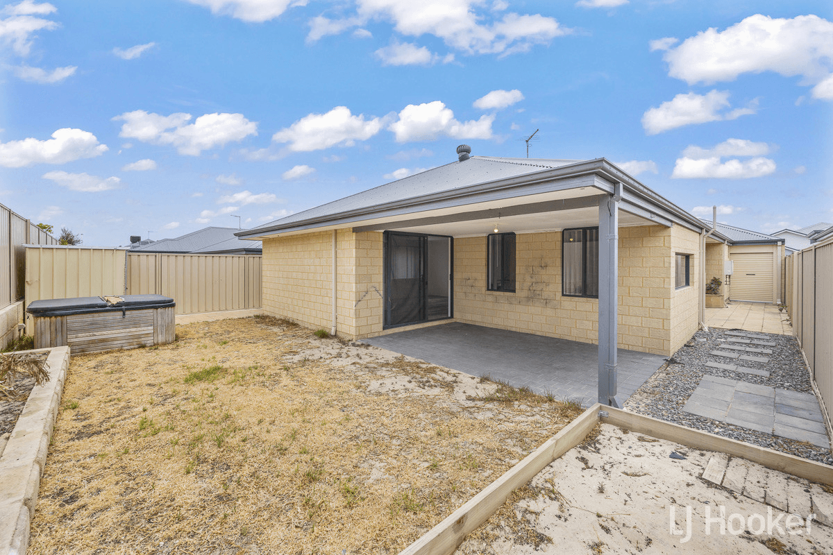 10 Yacht Way, TWO ROCKS, WA 6037