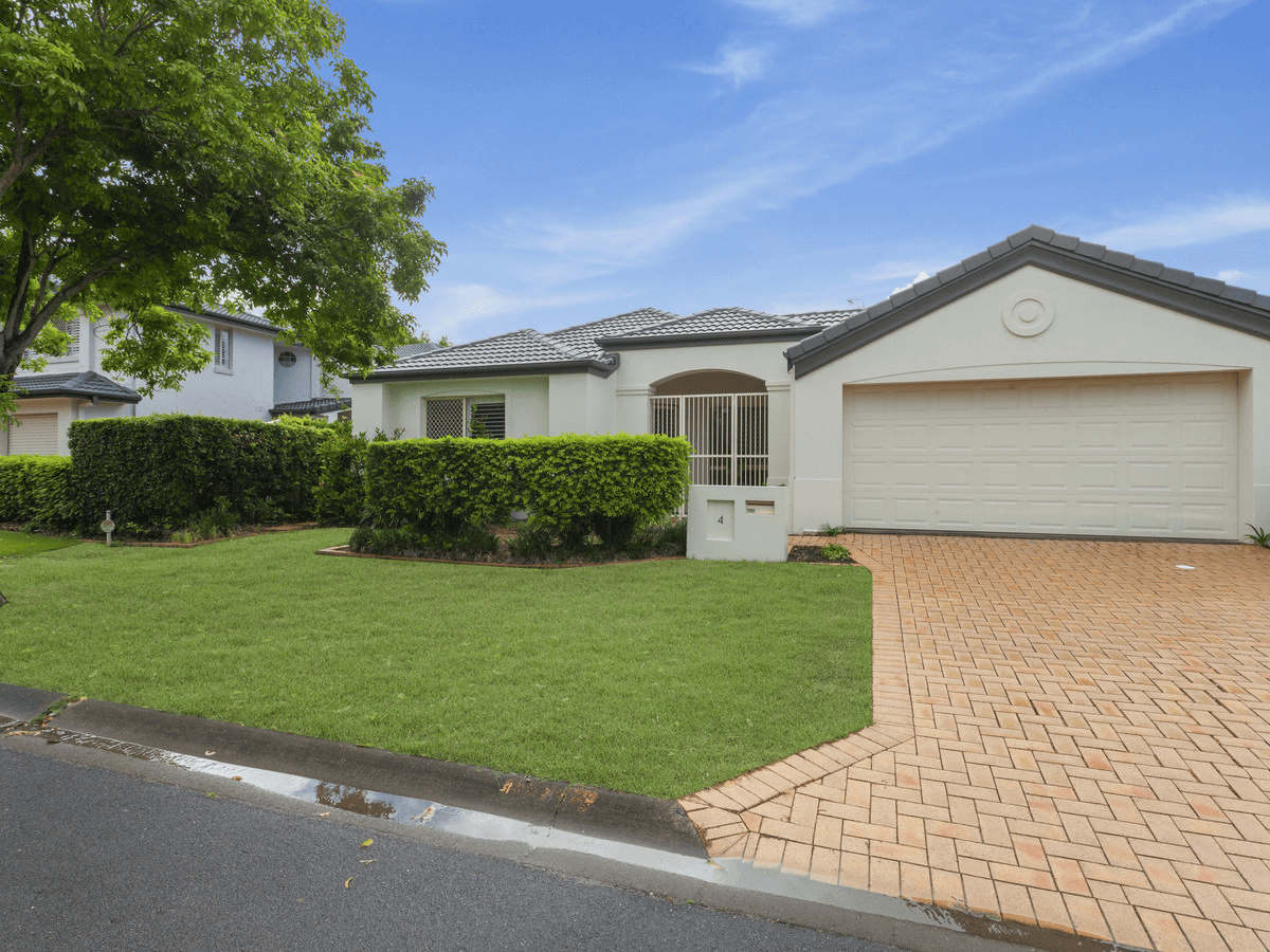 4 Maldives Way, Burleigh Waters, QLD 4220