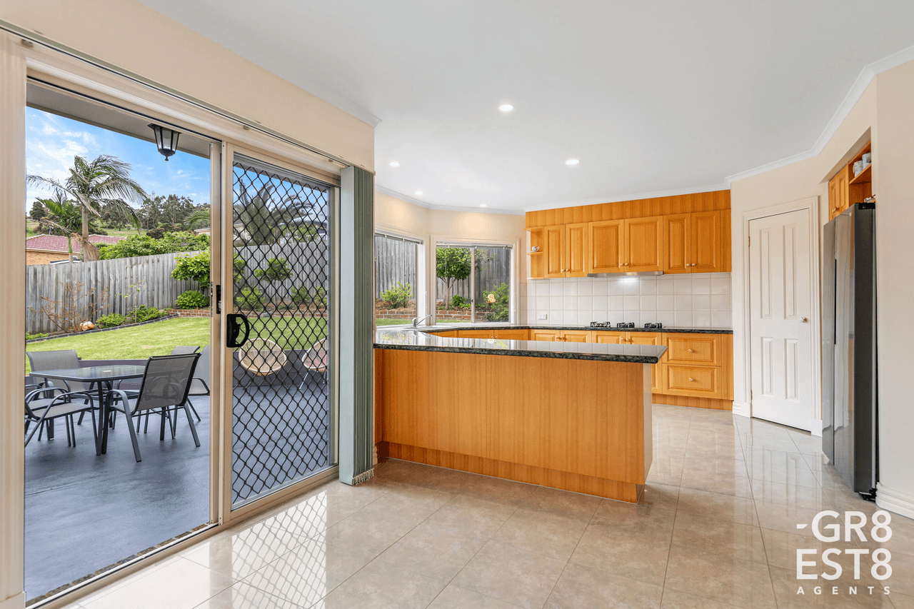 66 Montbrae Circuit, NARRE WARREN NORTH, VIC 3804