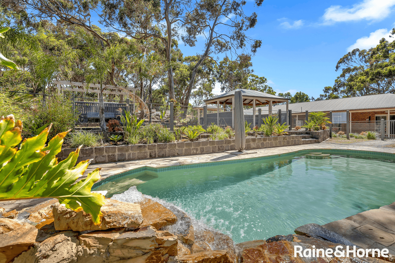 35 Webb Court, SUNBURY, VIC 3429