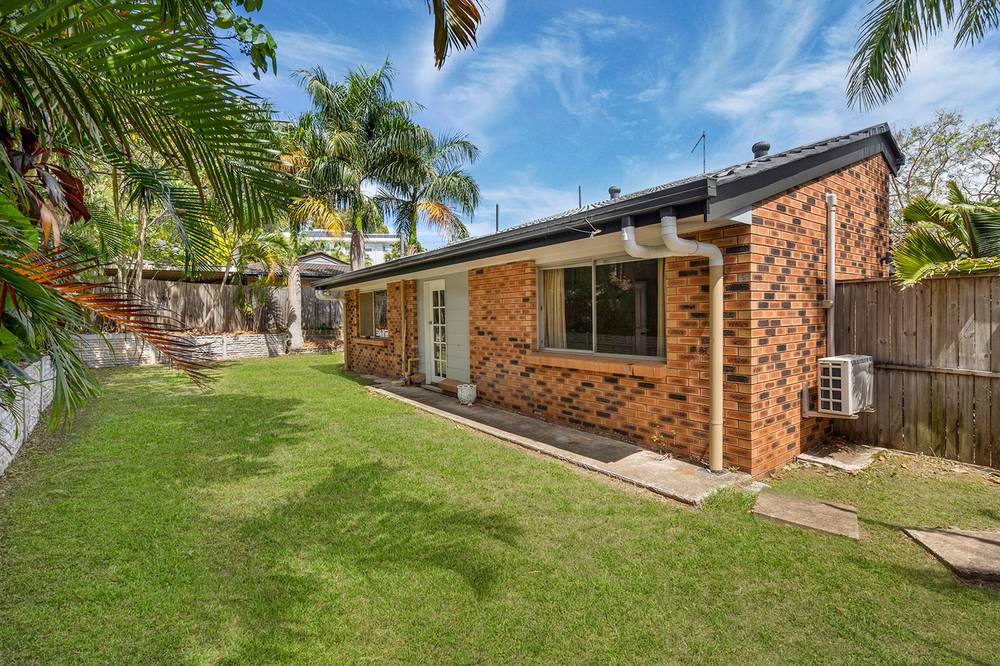 4 Gills Close, ROCHEDALE SOUTH, QLD 4123