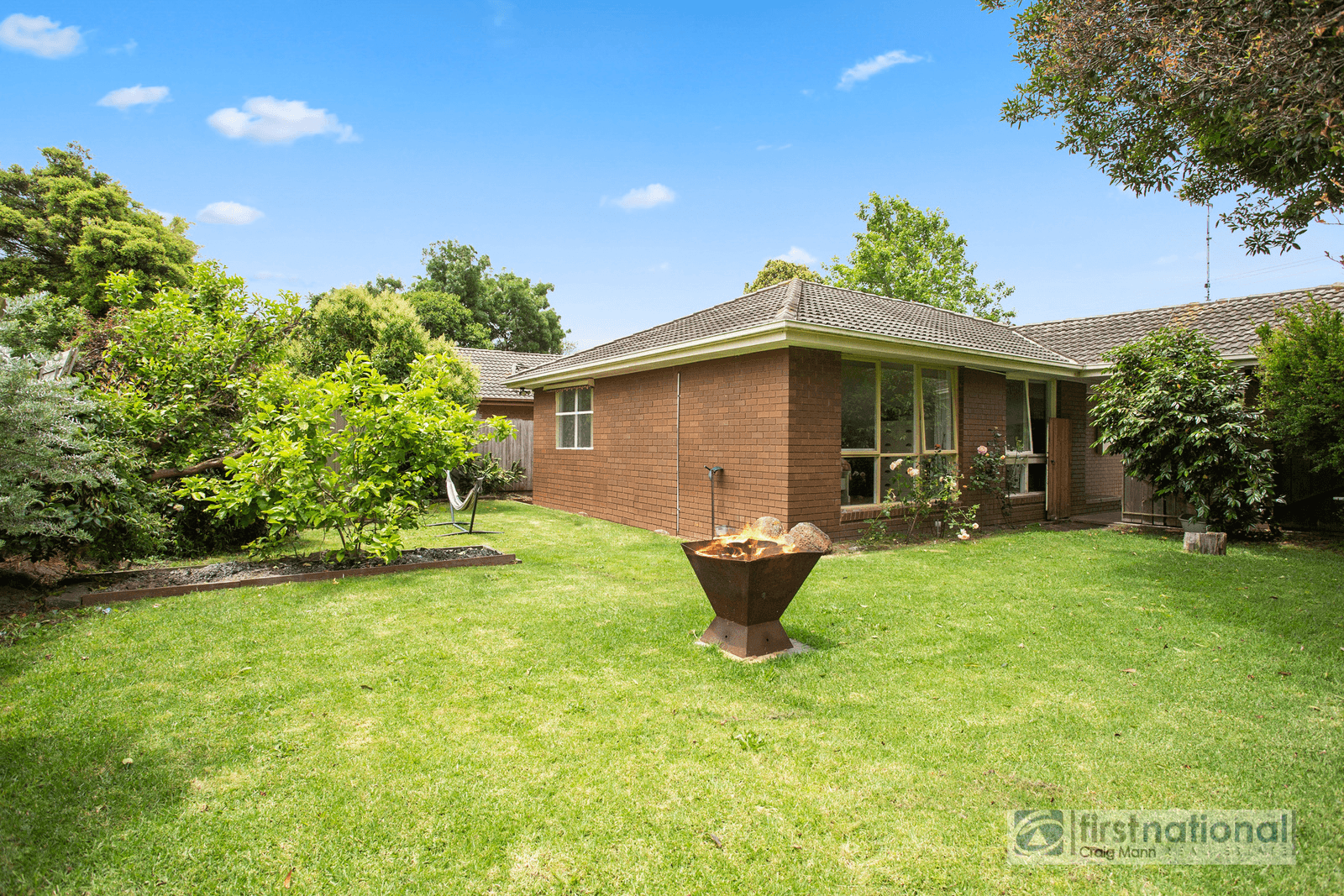 4 Deanswood Drive, SOMERVILLE, VIC 3912