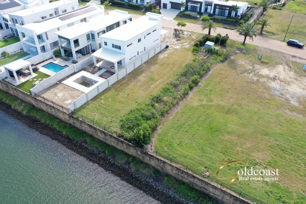 8955 The Point Circuit, Hope Island, QLD 4212