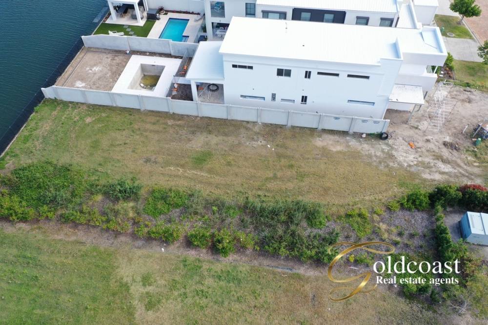 8955 The Point Circuit, Hope Island, QLD 4212