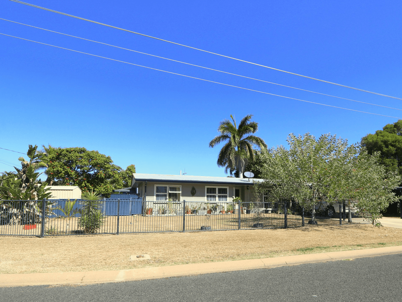 12 Copland Street, EMERALD, QLD 4720