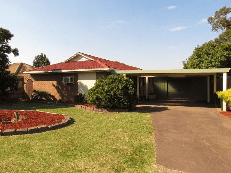 13 Carberry Drive, Kurunjang, VIC 3337