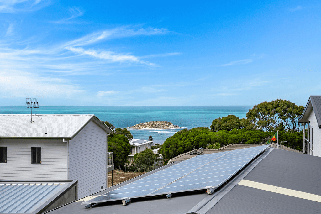 4 BARTON Court, ENCOUNTER BAY, SA 5211