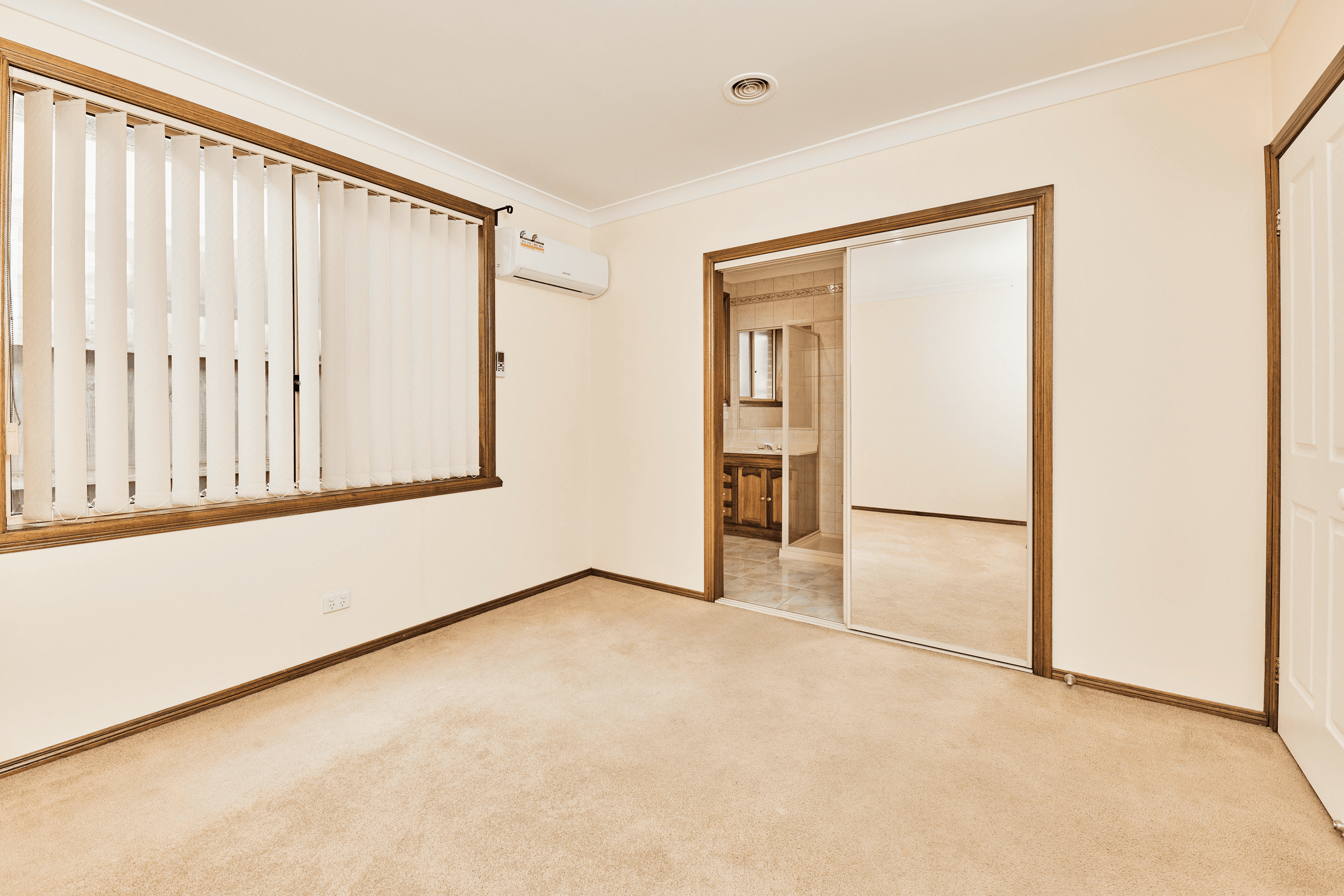 4 Reddrop Court, ALTONA MEADOWS, VIC 3028