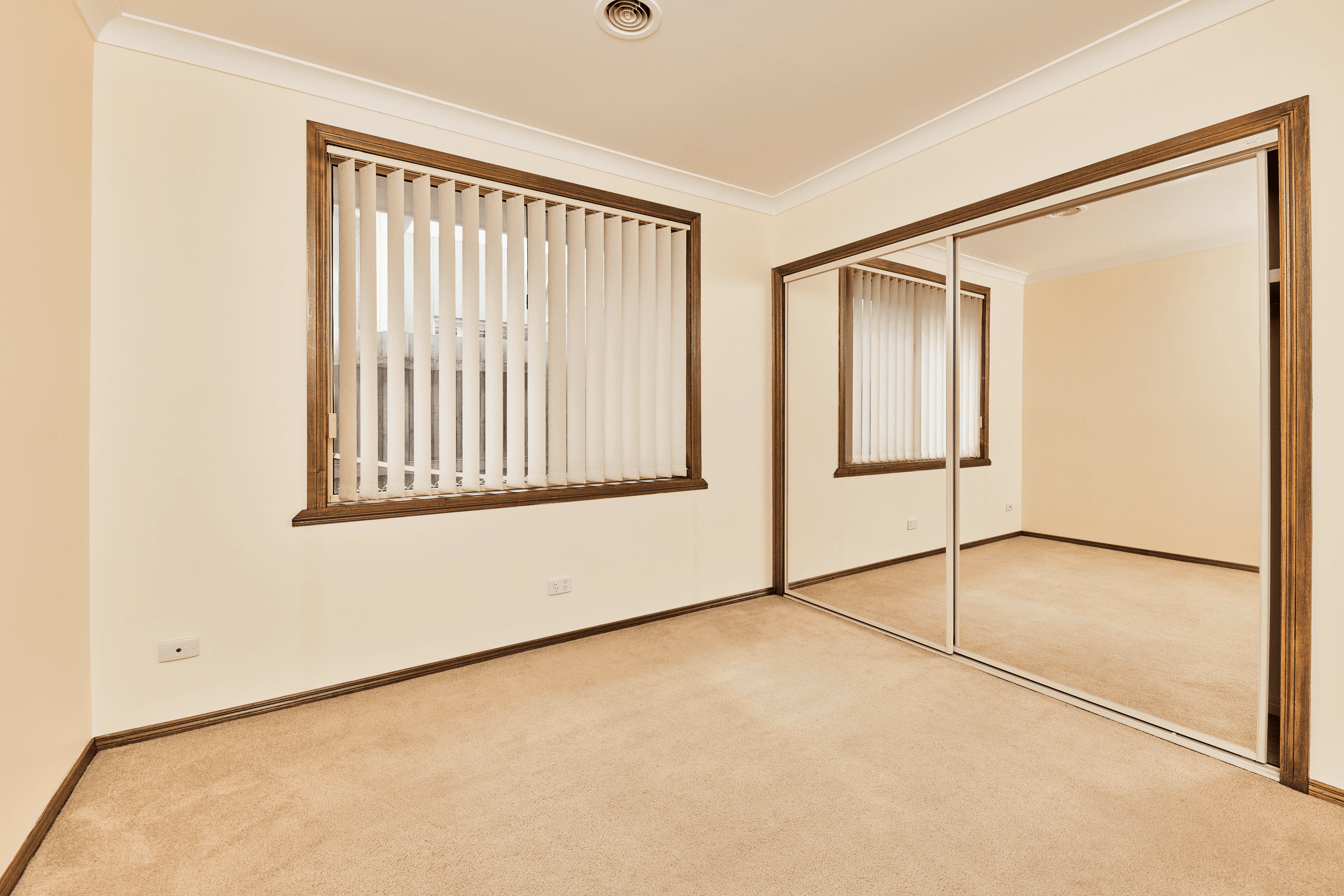 4 Reddrop Court, ALTONA MEADOWS, VIC 3028