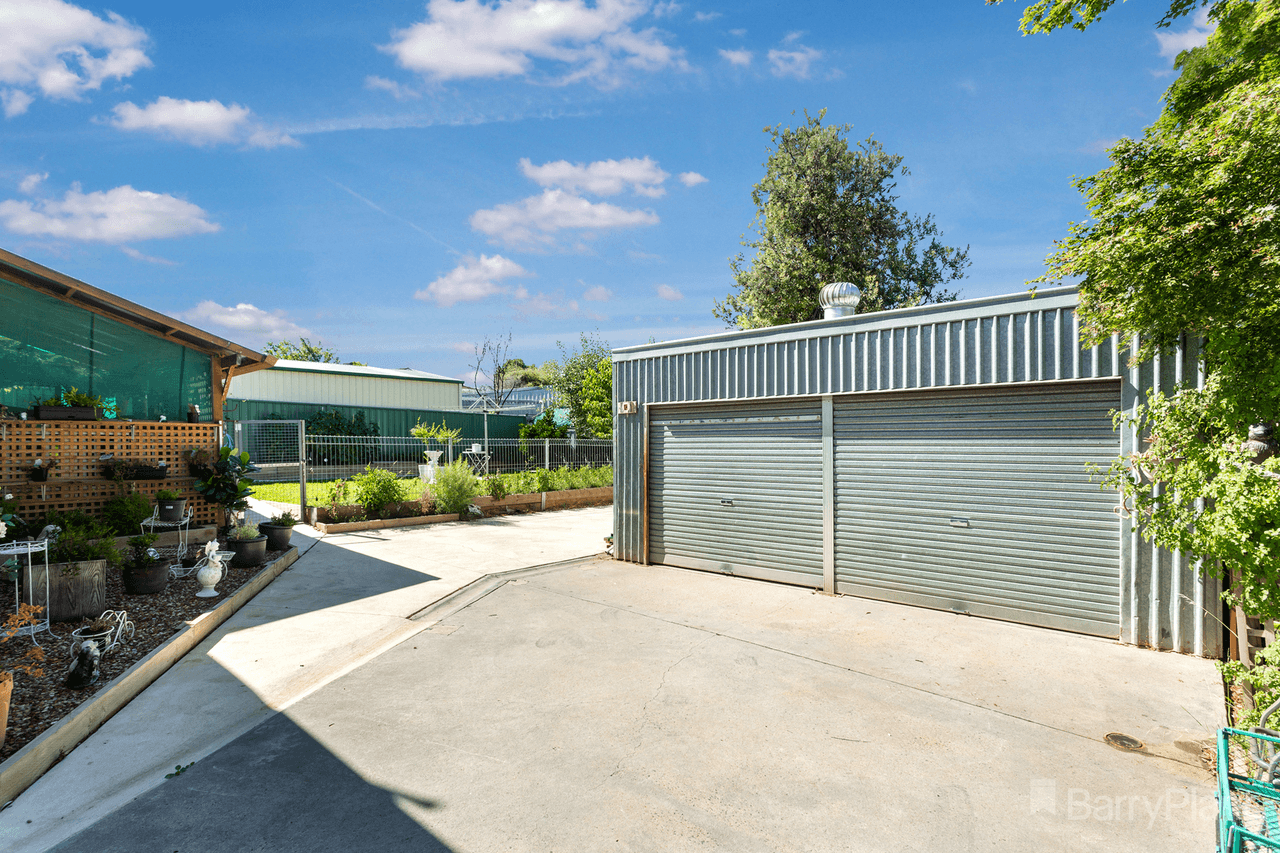 12 Lansell Street, Kangaroo Flat, VIC 3555