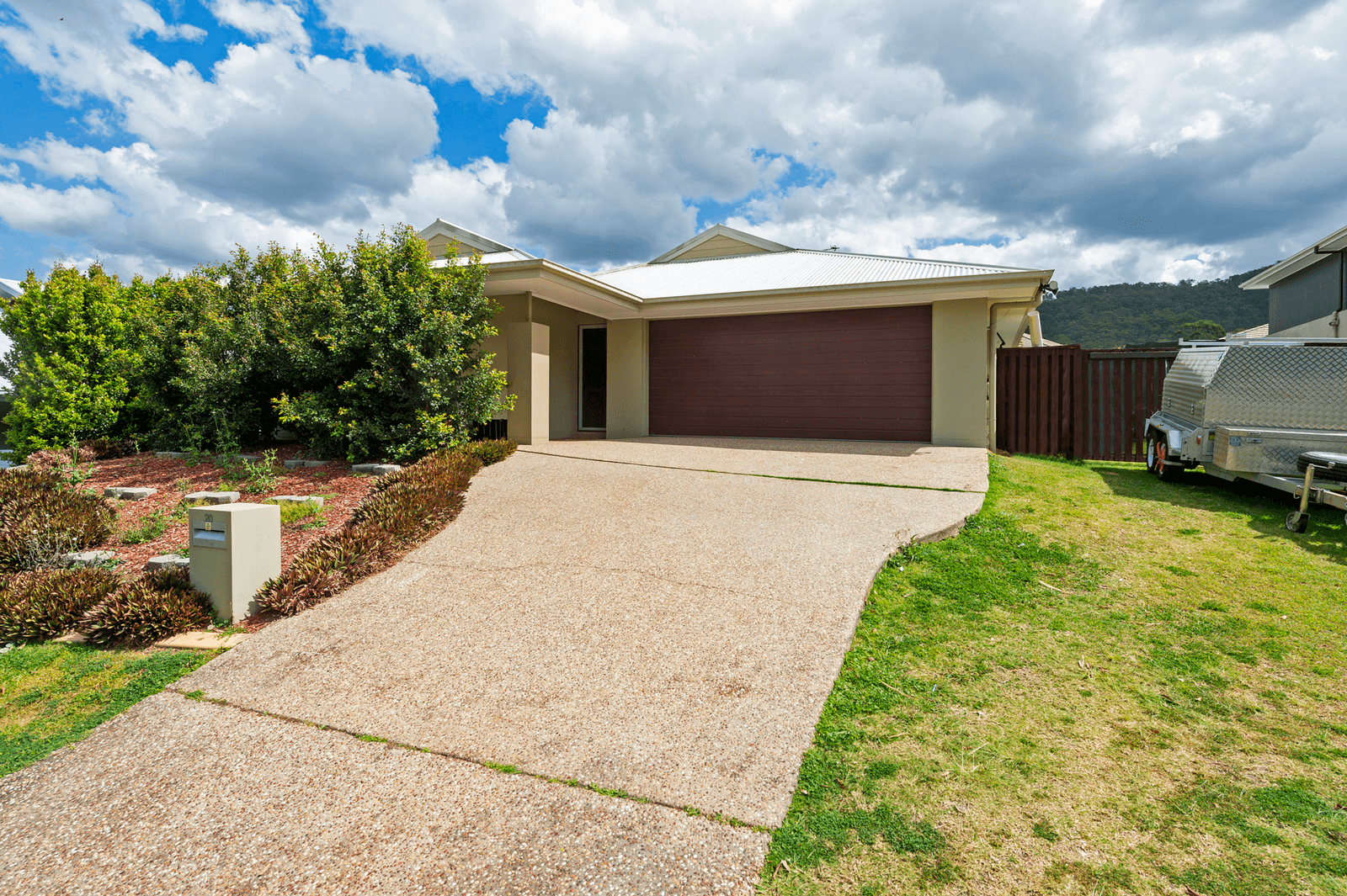 20 Warrandyte Street, UPPER COOMERA, QLD 4209