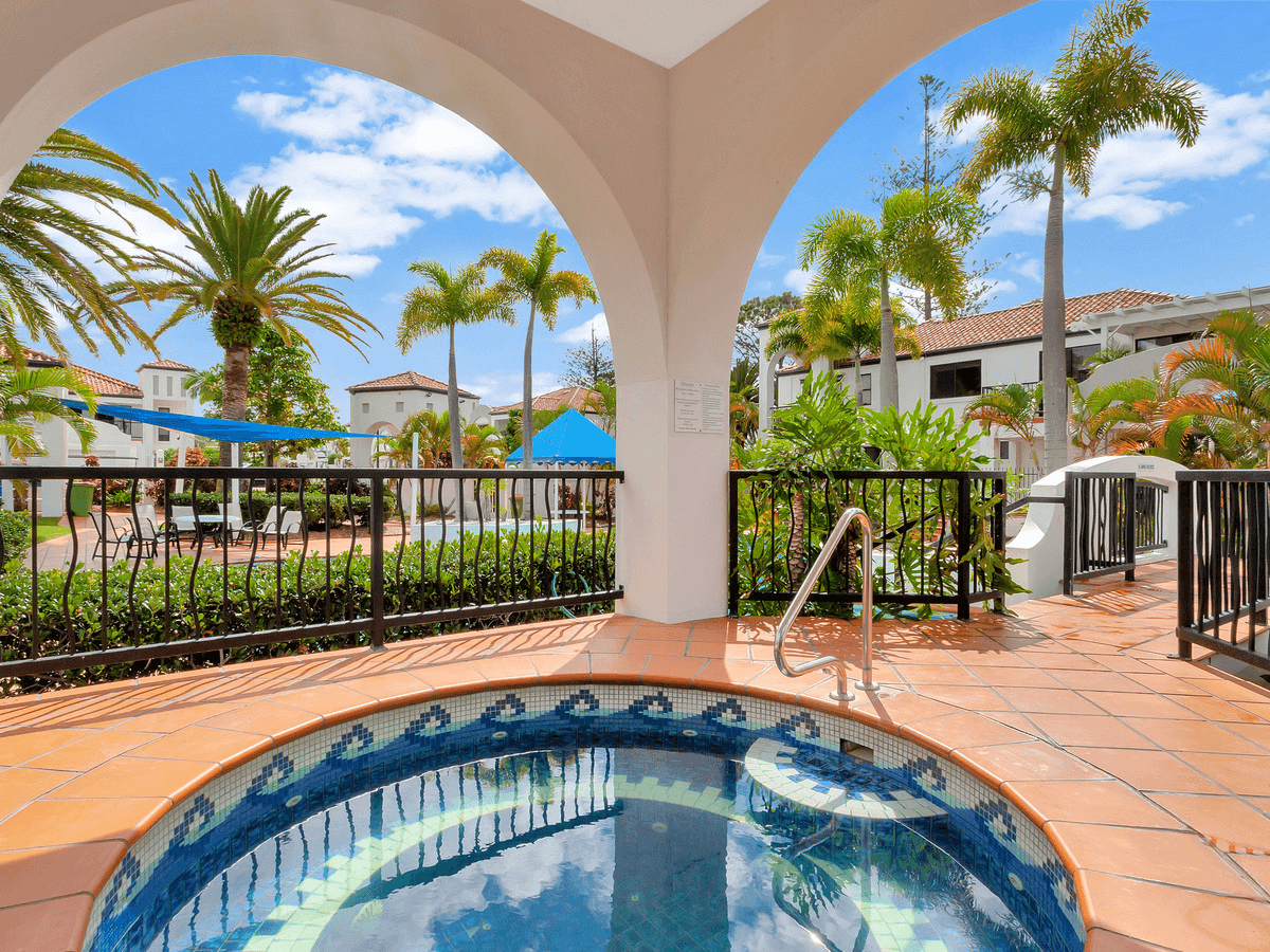301/2214 Gold Coast Highway, Mermaid Waters, QLD 4218