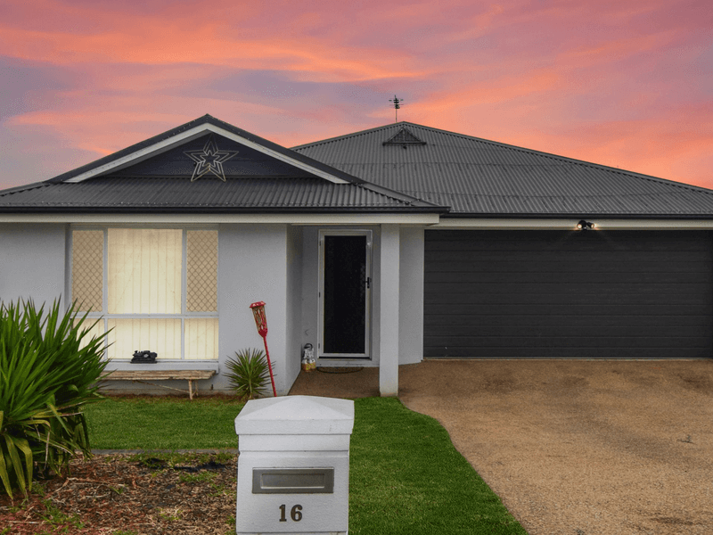 16 Molloy Place, YOUNG, NSW 2594