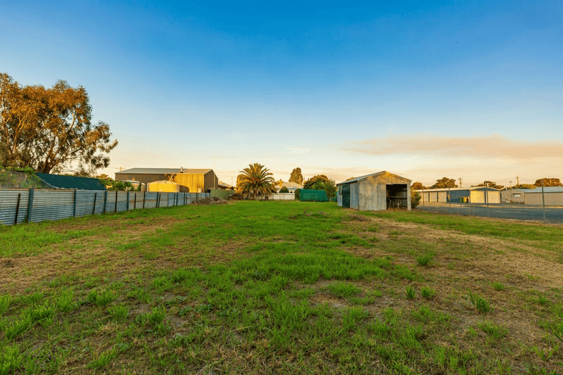 56 Comer St,, HENTY, NSW 2658