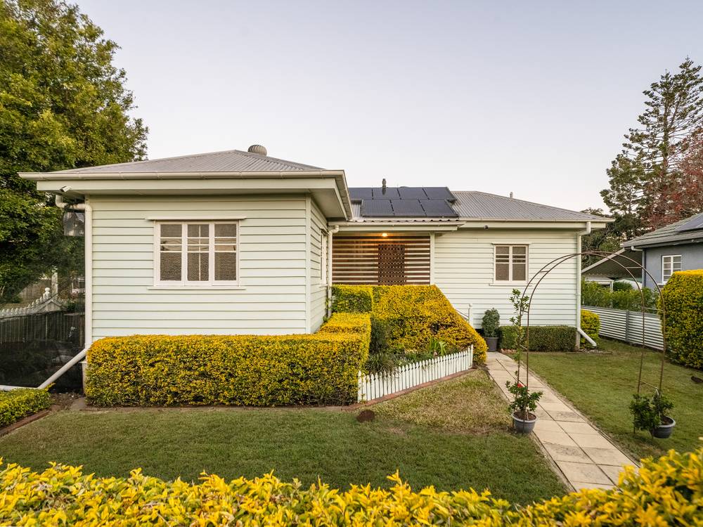 88 Burralong Street, Deagon, QLD 4017