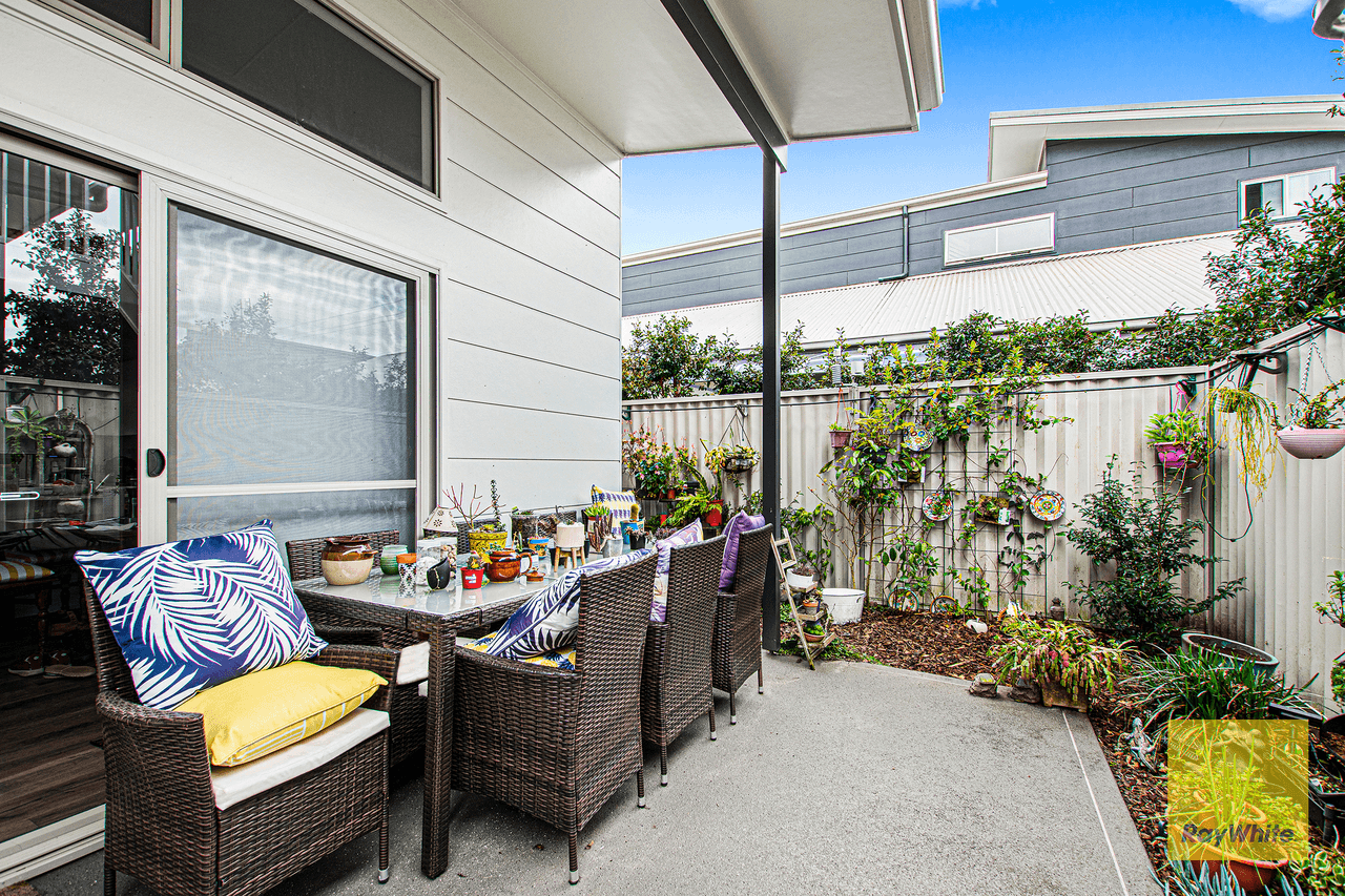 5/4 Everglades Crescent, WOY WOY, NSW 2256