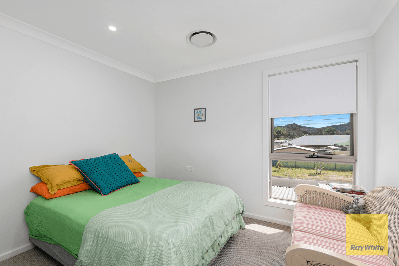 5/4 Everglades Crescent, WOY WOY, NSW 2256