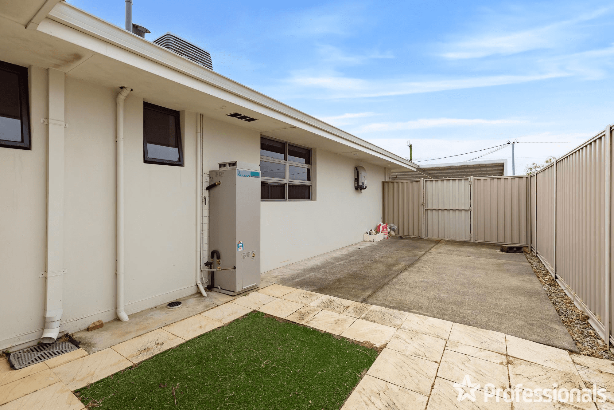 49A Tudor Avenue South, SHELLEY, WA 6148