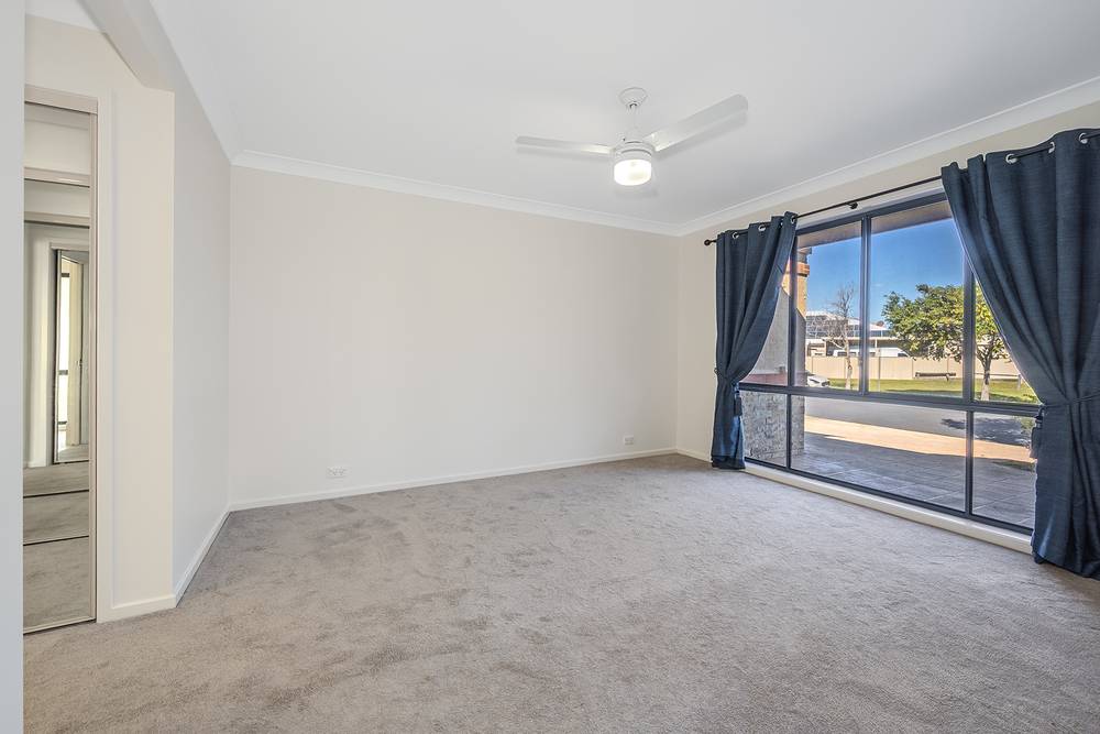31 Mariner Boulevard, DECEPTION BAY, QLD 4508