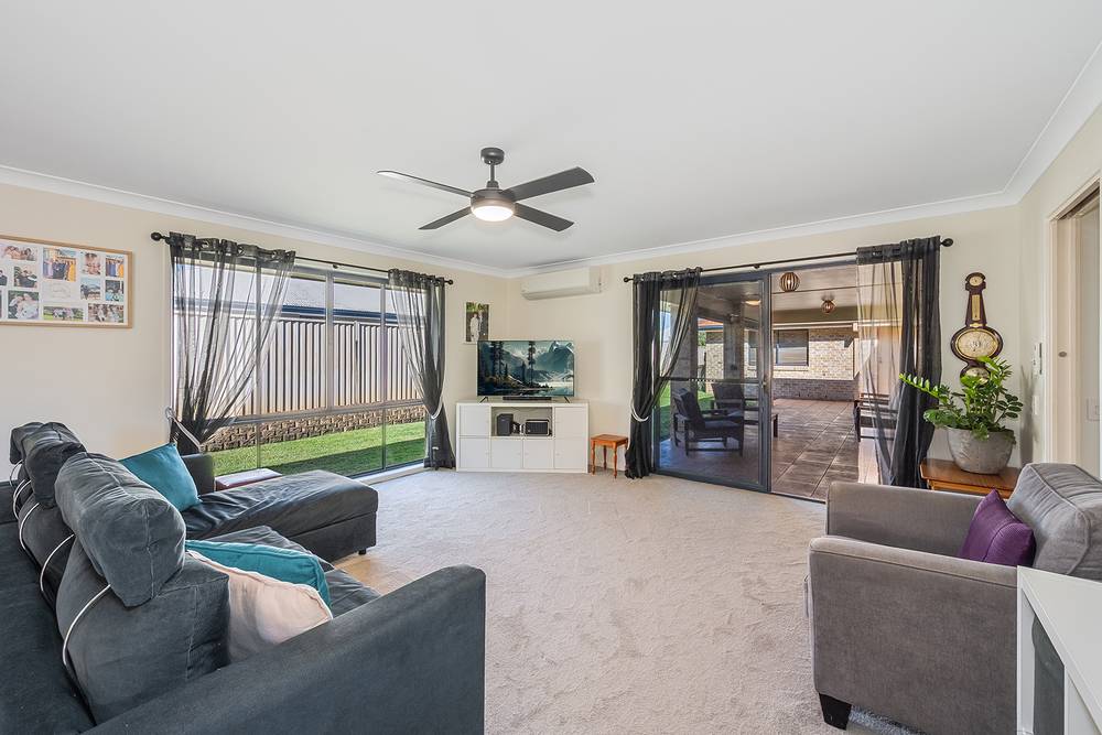 31 Mariner Boulevard, DECEPTION BAY, QLD 4508