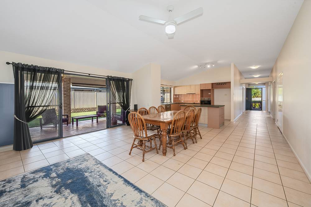 31 Mariner Boulevard, DECEPTION BAY, QLD 4508