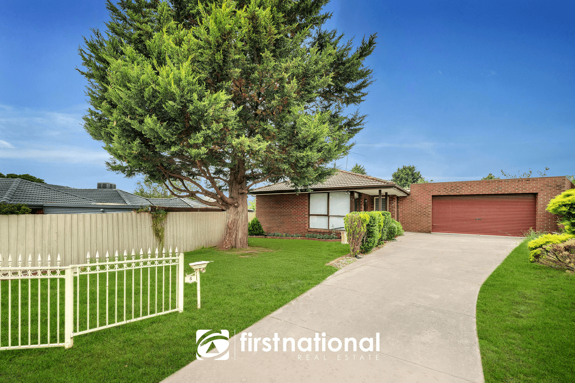 5 Nevis Court, Endeavour Hills, VIC 3802