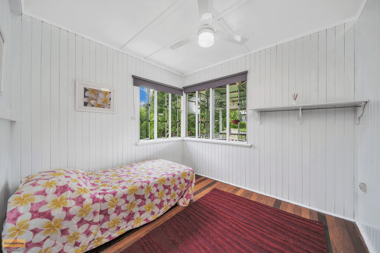 28 Hickey Street, EAST INNISFAIL, QLD 4860
