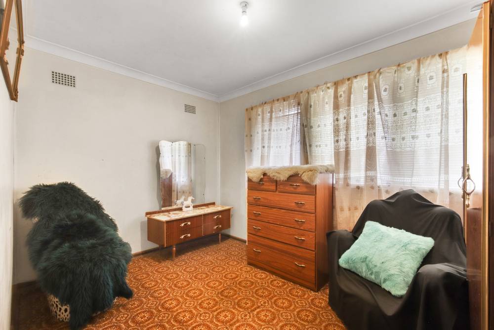 3 Palau Crescent, Lethbridge Park, NSW 2770