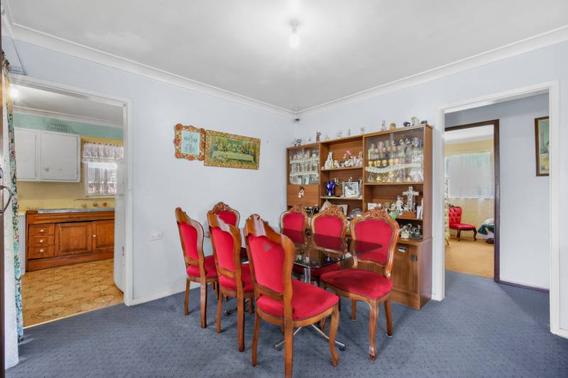 3 Palau Crescent, Lethbridge Park, NSW 2770