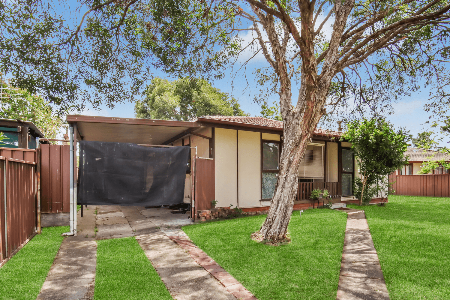 3 Palau Crescent, Lethbridge Park, NSW 2770