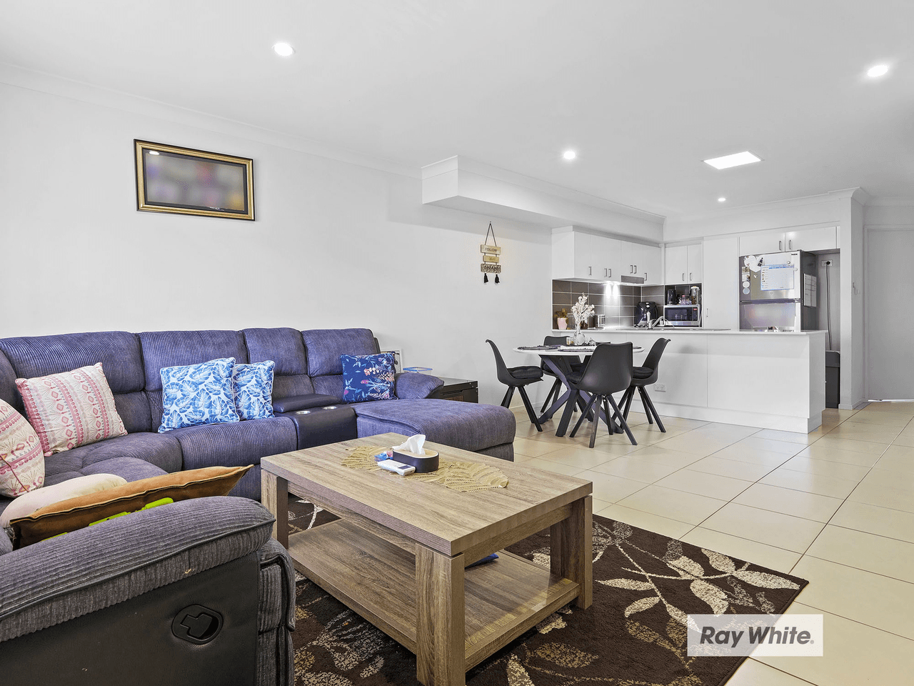 2/10 radiant Street, TAIGUM, QLD 4018