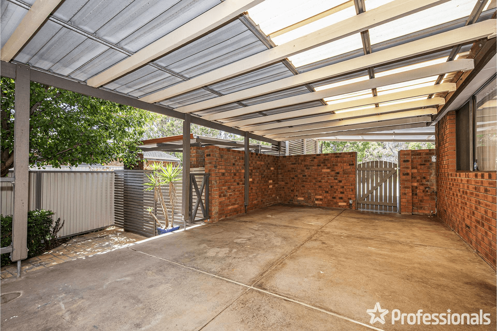 15 Byford Drive, BYFORD, WA 6122