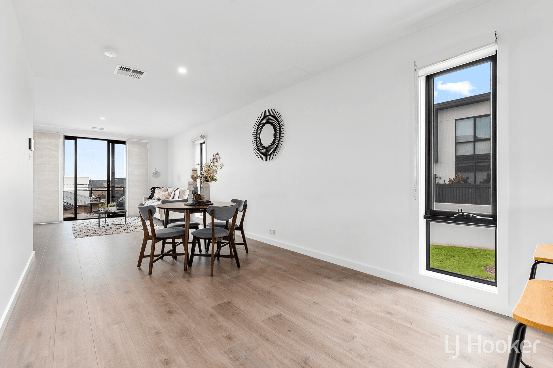 10/15 Calaby Street, COOMBS, ACT 2611