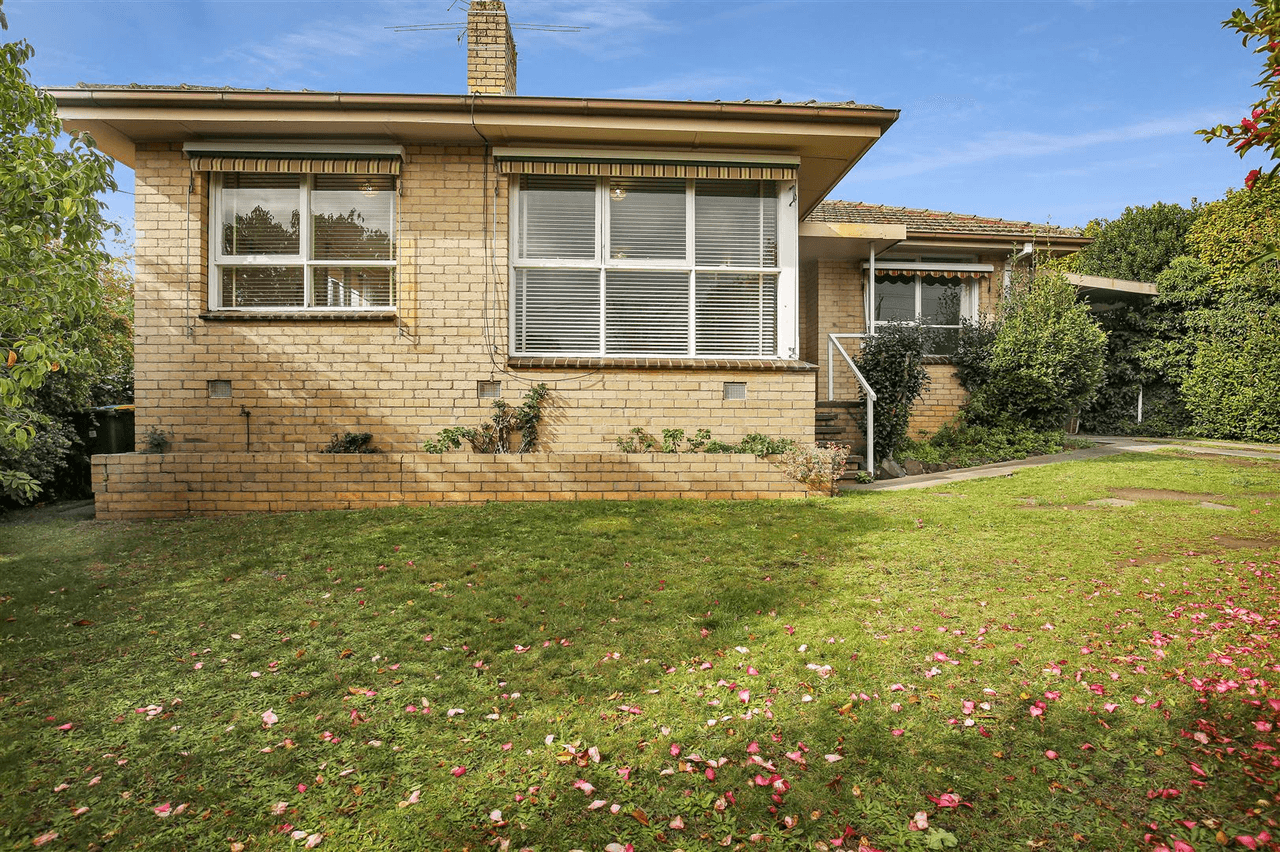 31 Brumley Street, LEONGATHA, VIC 3953