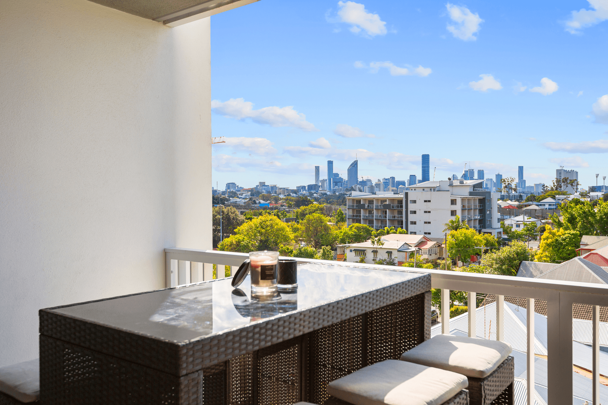 404/28 Wolseley Street, WOOLLOONGABBA, QLD 4102