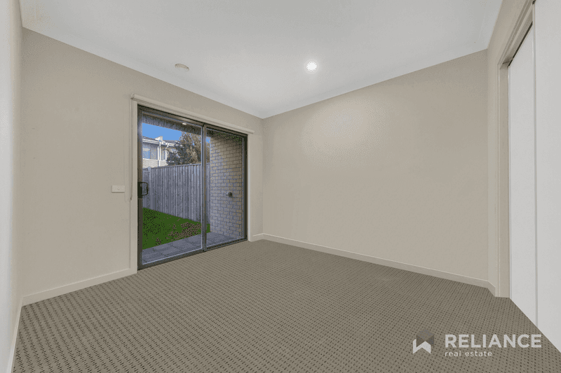 3 Redcape Lane, Point Cook, VIC 3030