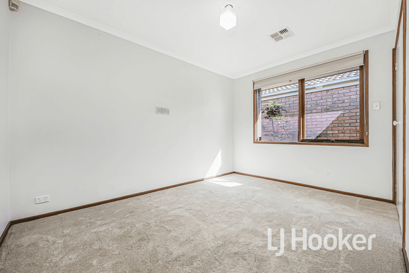 7 Hannah Court, CRANBOURNE, VIC 3977