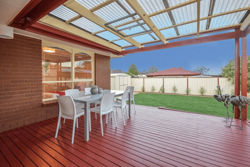 27 Flinders Street, SUNBURY, VIC 3429