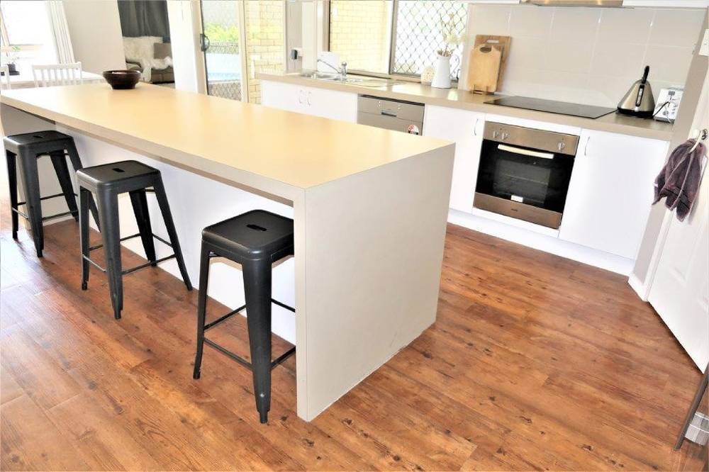 16 Brightwood Place, FERNVALE, QLD 4306