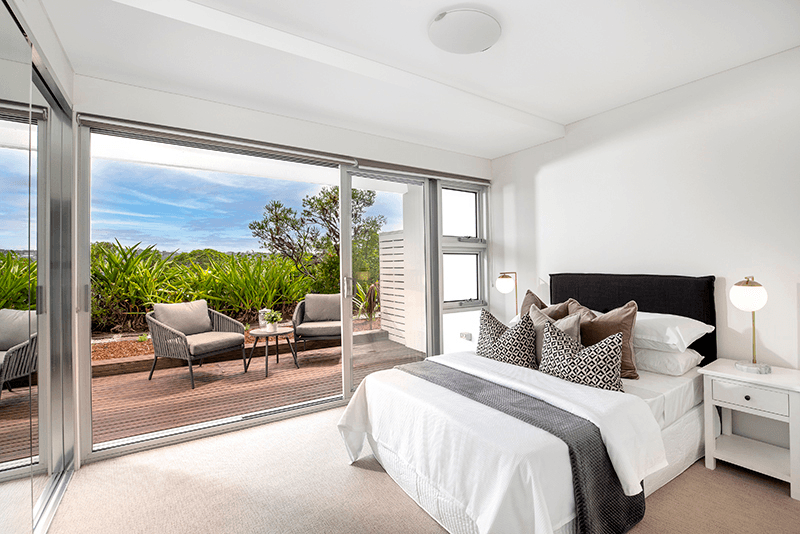 2/72-74 Pacific Parade, DEE WHY, NSW 2099