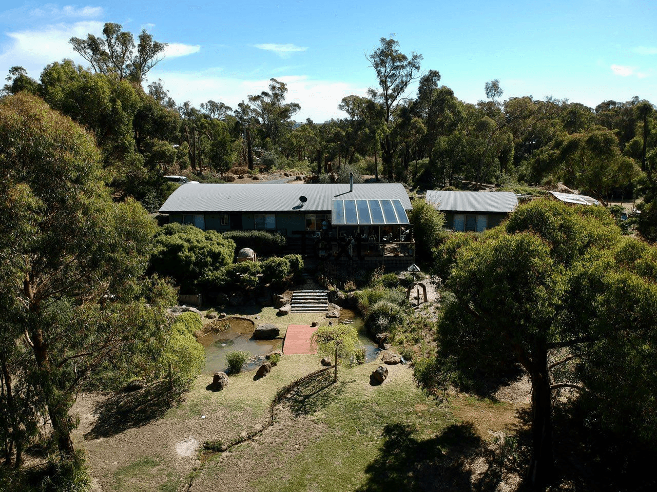 25 DE REGT DRIVE, CRESWICK, VIC 3363