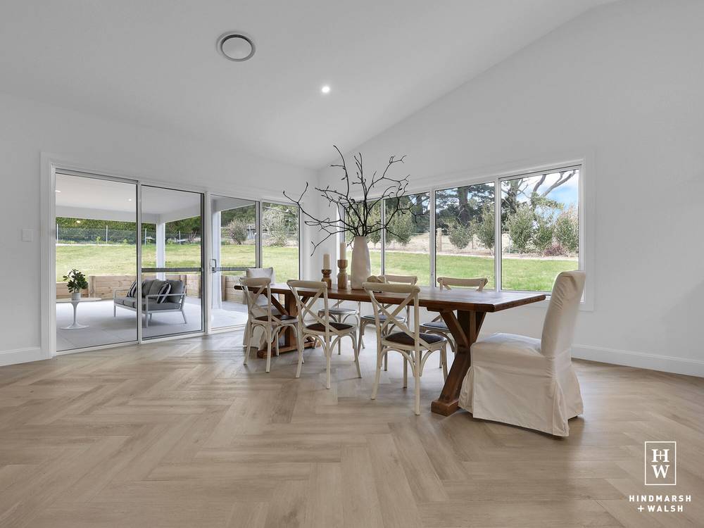 57 South Street, Robertson, NSW 2577