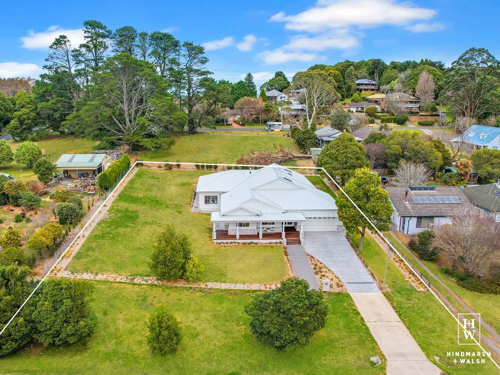 57 South Street, Robertson, NSW 2577