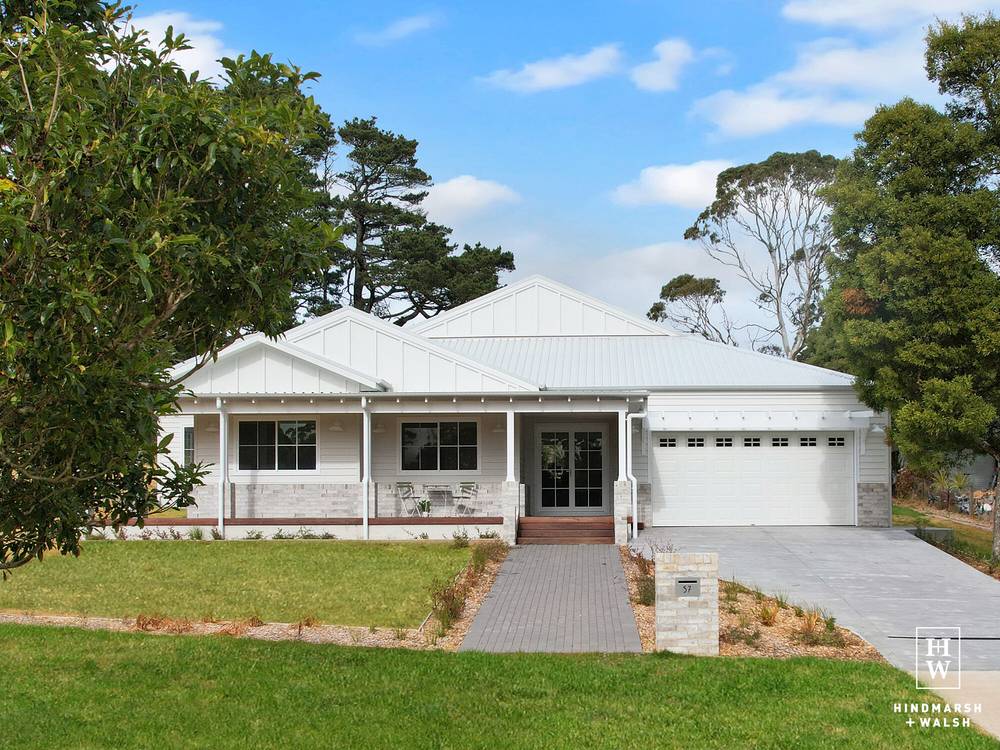 57 South Street, Robertson, NSW 2577