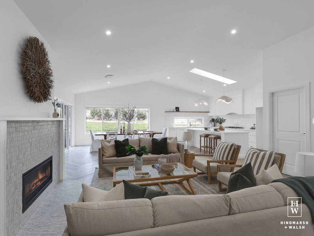 57 South Street, Robertson, NSW 2577