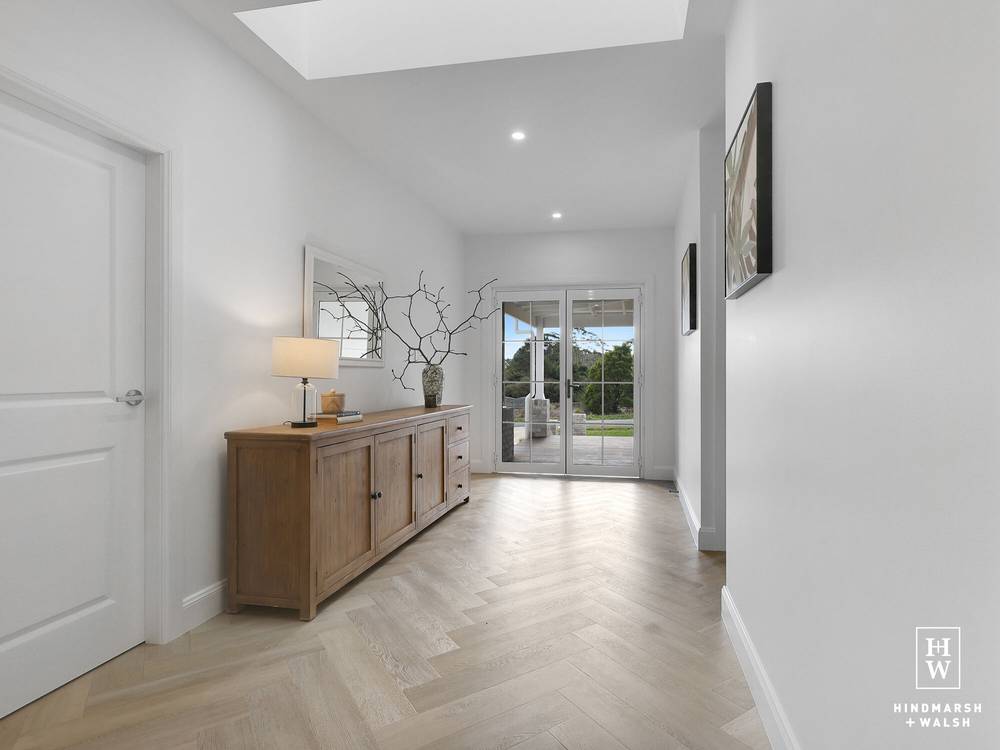57 South Street, Robertson, NSW 2577